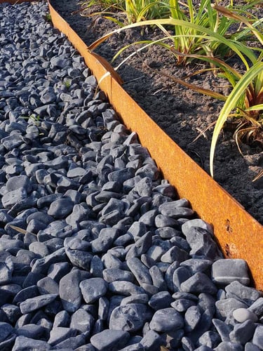 Multi-Edge METAL Afboording met nero ebano grind (Cortenstaal)