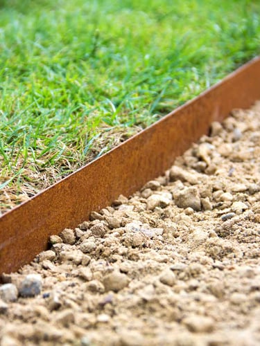Multi-Edge METAL Afboording aangelegd (Corten staal)